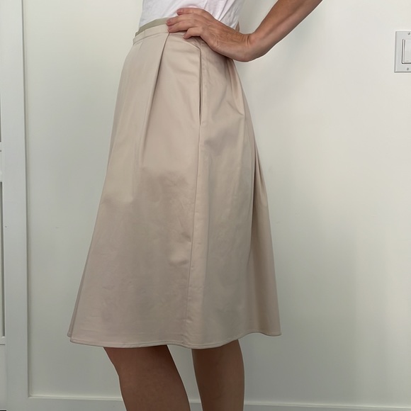 Vintage pleated a-line blumarine skirt - Picture 5 of 9